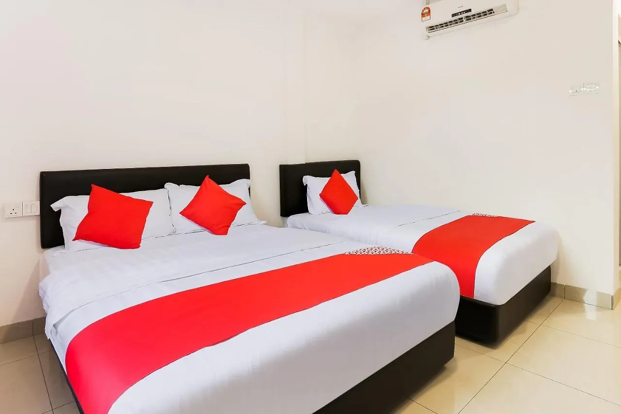 Super Oyo 89495 Rich Hotel Johor Bahru
