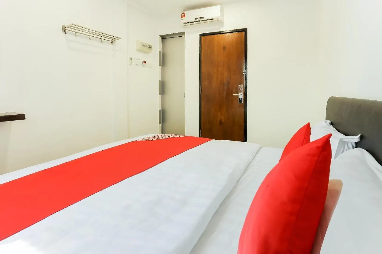 Super Oyo 89495 Rich Hotel Johor Bahru