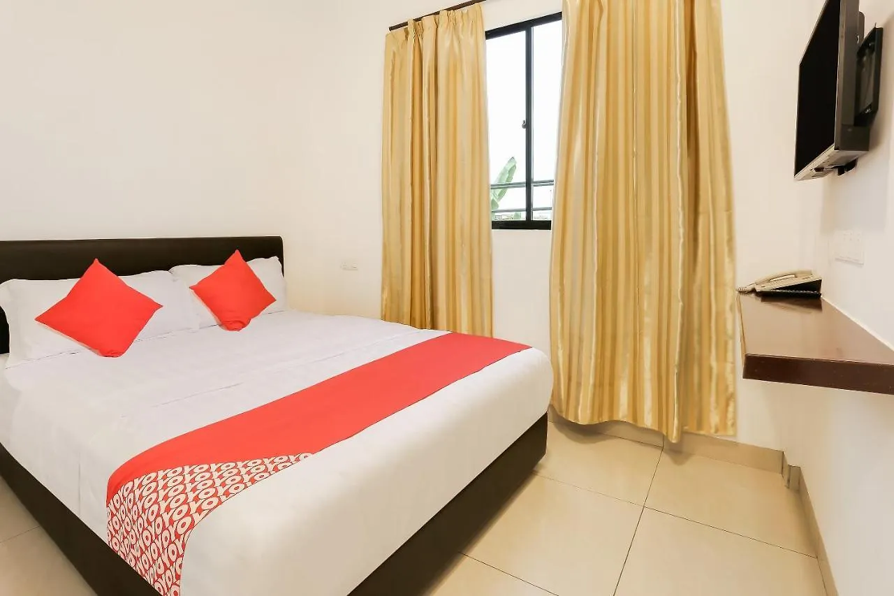 Super Oyo 89495 Rich Hotel Johor Bahru