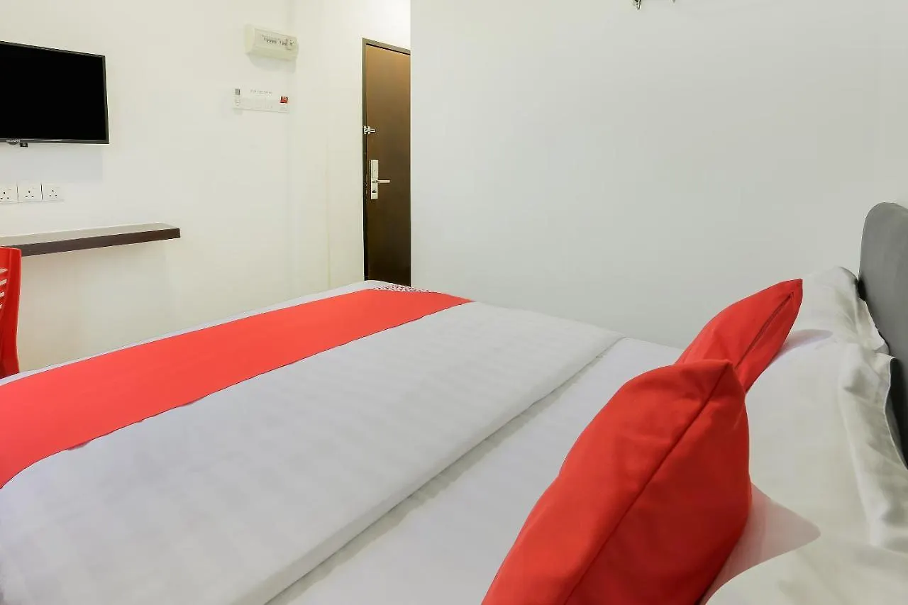 Super Oyo 89495 Rich Hotel Johor Bahru